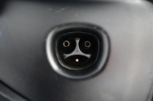 2024 Tesla Model Y — photo 8 of 21