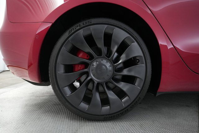2022 Tesla Model 3 — photo 17 of 22