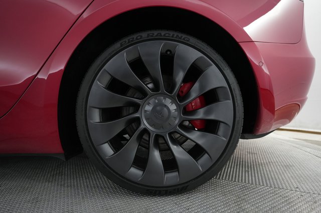 2022 Tesla Model 3 — photo 16 of 22