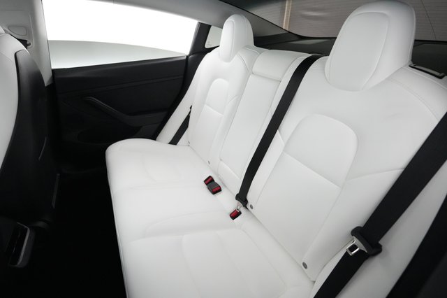 2022 Tesla Model 3 — photo 19 of 22