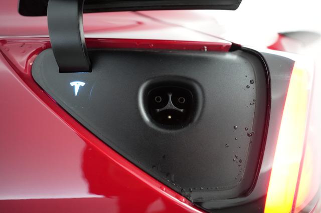 2022 Tesla Model 3 — photo 8 of 22