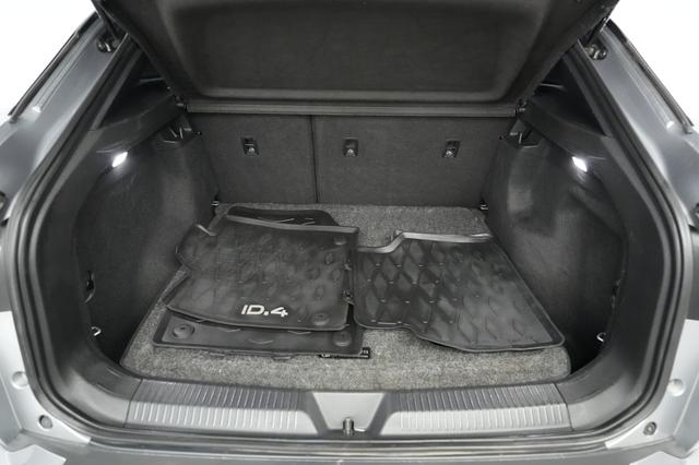 2023 Volkswagen ID.4 — photo 6 of 20