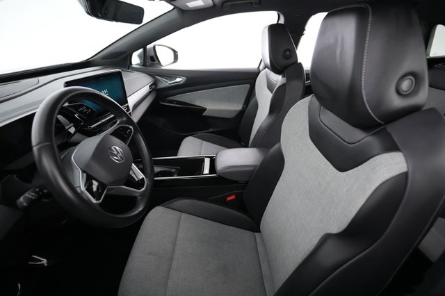 2023 Volkswagen ID.4 — photo 3 of 20