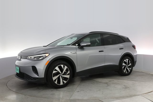 2023 Volkswagen ID.4 — photo 14 of 20