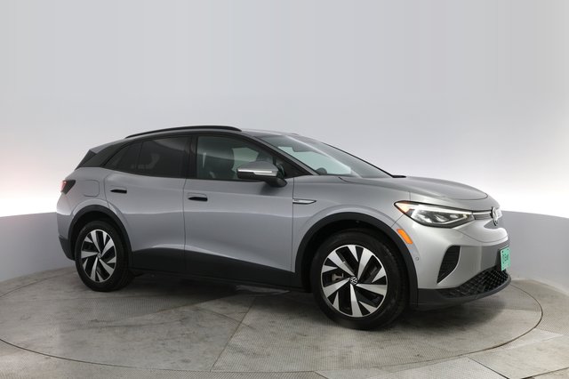 2023 Volkswagen ID.4 — photo 11 of 20