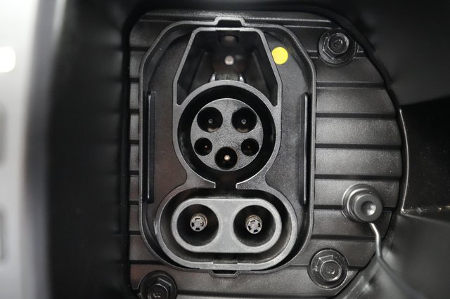 2023 Hyundai IONIQ 6 — photo 8 of 20