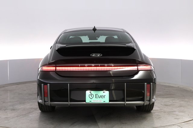 2023 Hyundai IONIQ 6 — photo 12 of 20