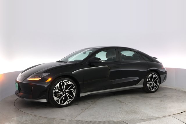2023 Hyundai IONIQ 6 — photo 14 of 20