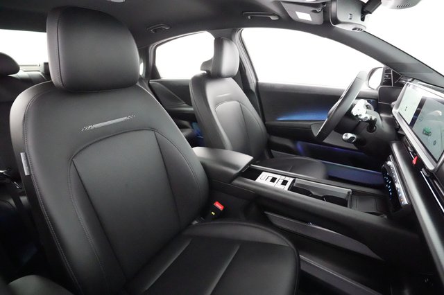2023 Hyundai IONIQ 6 — photo 18 of 20