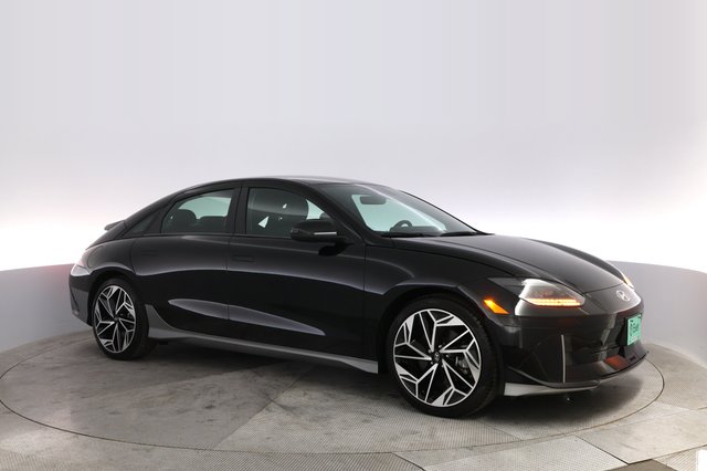 2023 Hyundai IONIQ 6 — photo 11 of 20