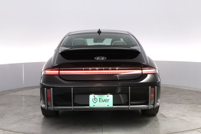 2023 Hyundai IONIQ 6 — photo 12 of 21