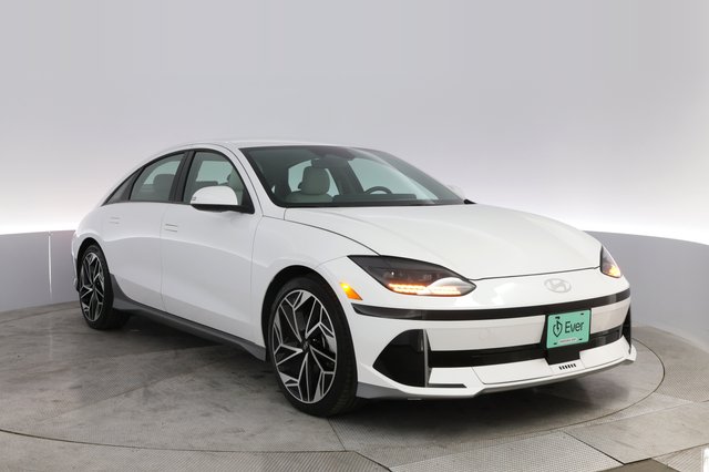 2023 Hyundai IONIQ 6 — photo 10 of 20