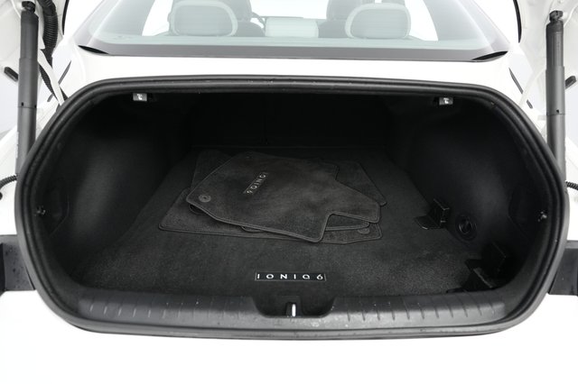2023 Hyundai IONIQ 6 — photo 6 of 20