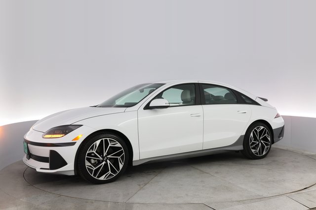2023 Hyundai IONIQ 6 — photo 14 of 20
