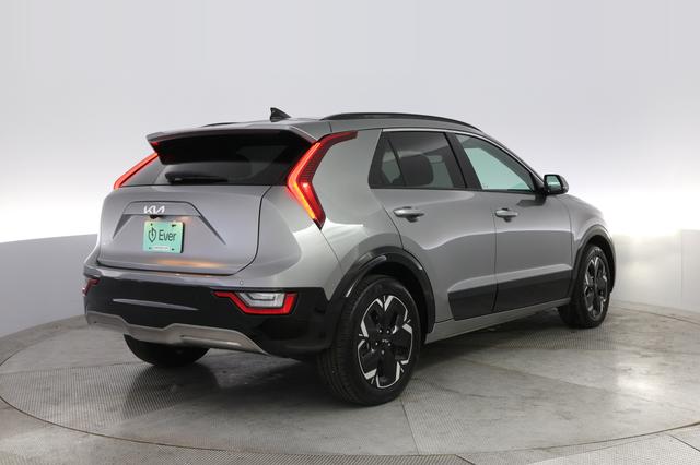2023 Kia Niro EV — photo 2 of 20