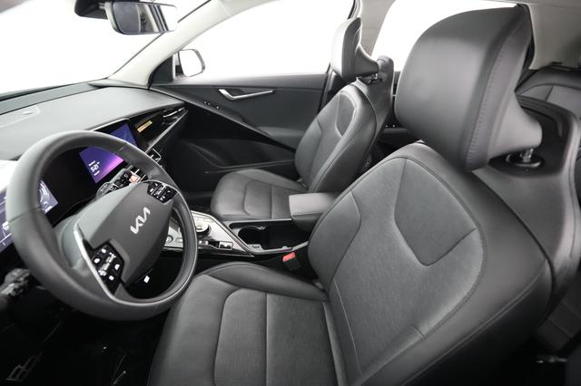 2023 Kia Niro EV — photo 3 of 20