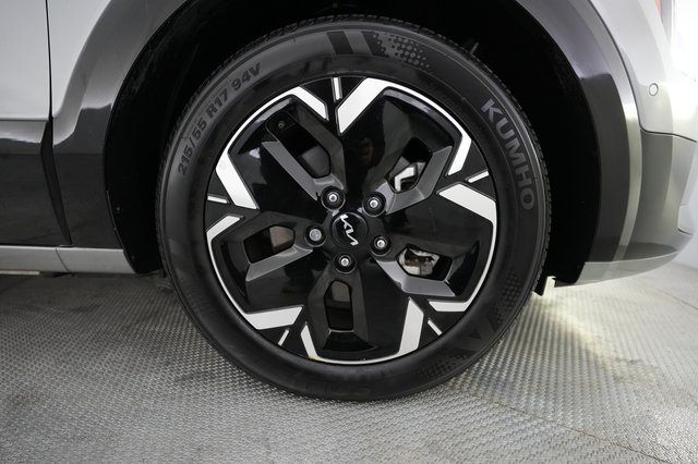 2023 Kia Niro EV — photo 17 of 20