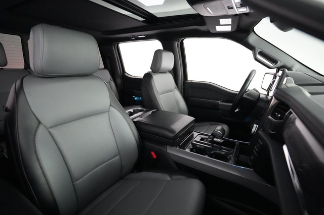 2024 Ford F-150 Lightning — photo 2 of 15