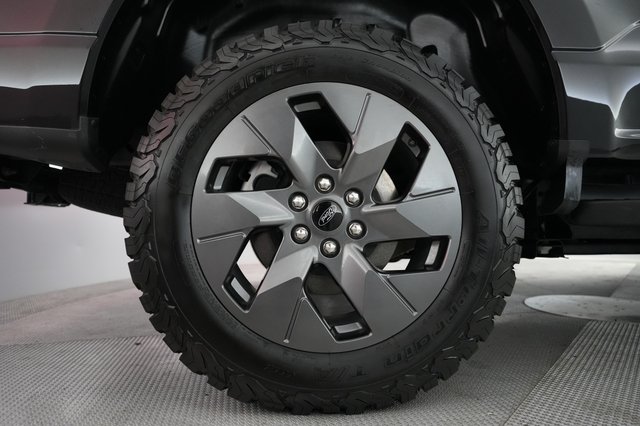 2024 Ford F-150 Lightning — photo 10 of 15
