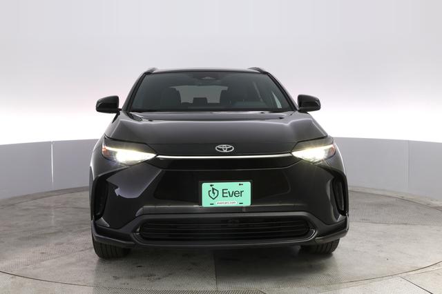 2024 Toyota bZ4X — photo 9 of 21