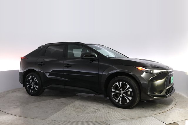 2024 Toyota bZ4X — photo 11 of 21