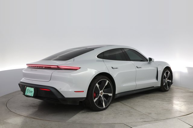 2021 Porsche Taycan — photo 2 of 25