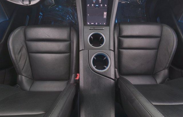 2021 Porsche Taycan — photo 22 of 25