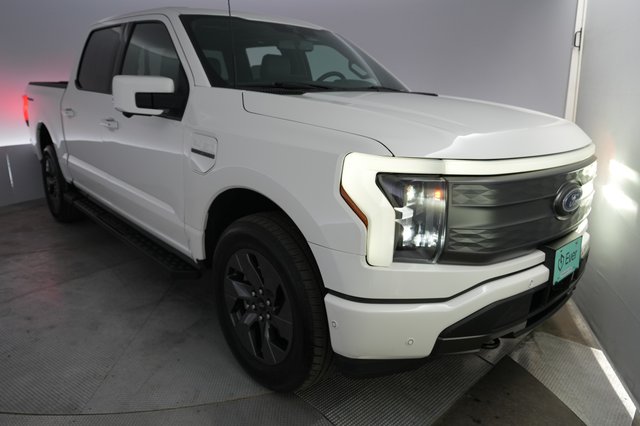 2022 Ford F-150 Lightning — VIN 1FT6W1EV9NWG02273