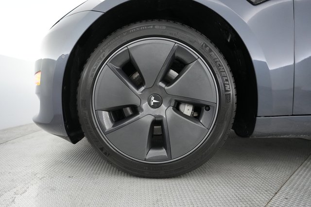 2022 Tesla Model 3 — photo 17 of 21