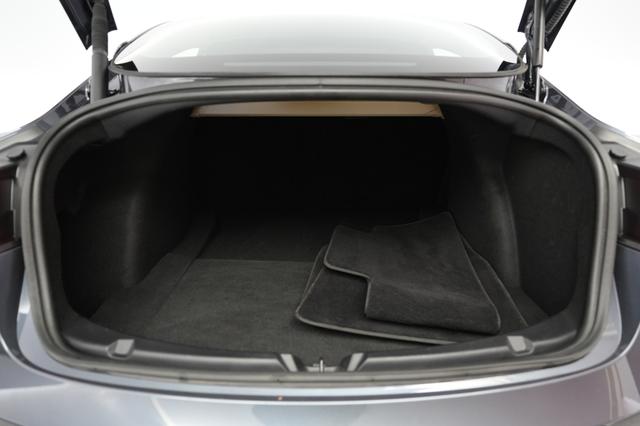 2022 Tesla Model 3 — photo 6 of 21
