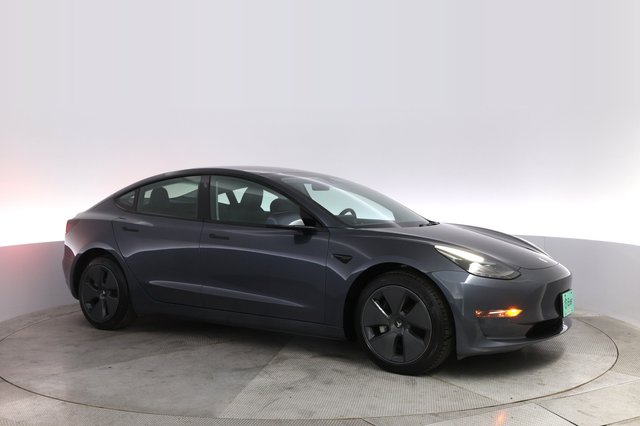2022 Tesla Model 3 — photo 11 of 21