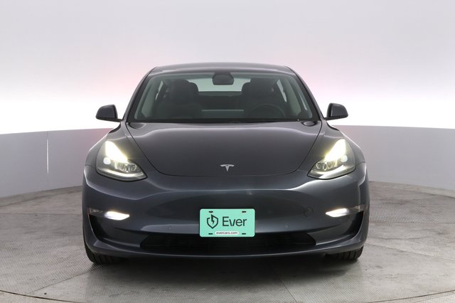 2022 Tesla Model 3 — photo 9 of 21