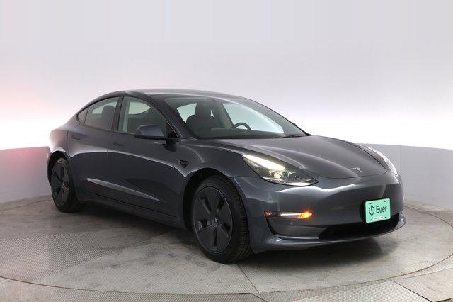 2022 Tesla Model 3 — photo 10 of 21