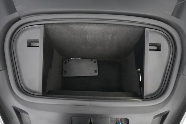 2022 Porsche Taycan — photo 21 of 22