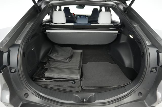 2024 Subaru Solterra — photo 6 of 23