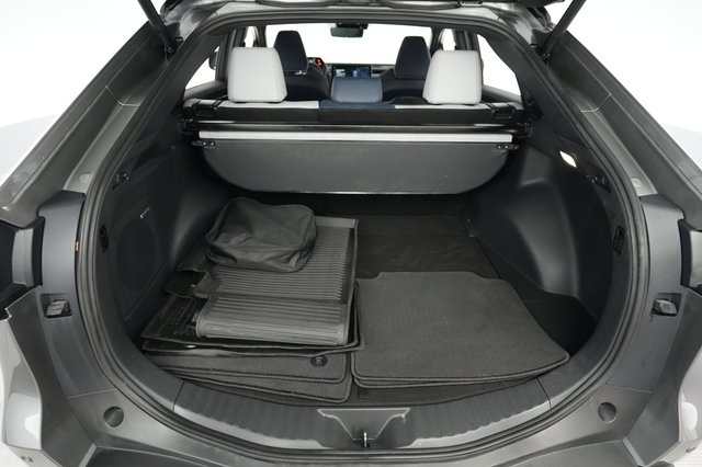 2024 Subaru Solterra — photo 6 of 23