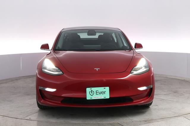 2020 Tesla Model 3 — photo 9 of 24