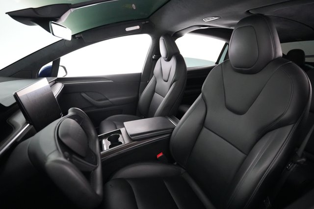2022 Tesla Model X — photo 3 of 24