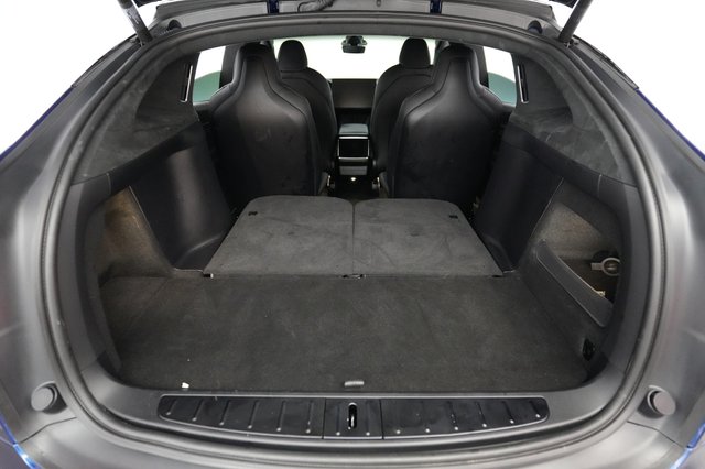 2022 Tesla Model X — photo 6 of 24