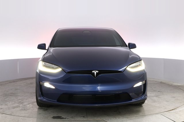 2022 Tesla Model X — photo 9 of 24