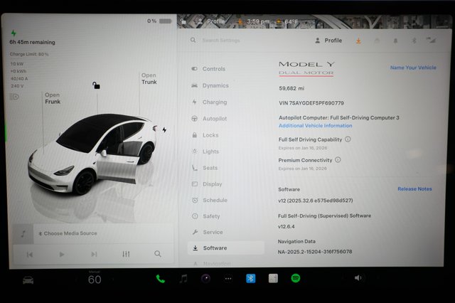 2023 Tesla Model Y — photo 5 of 24