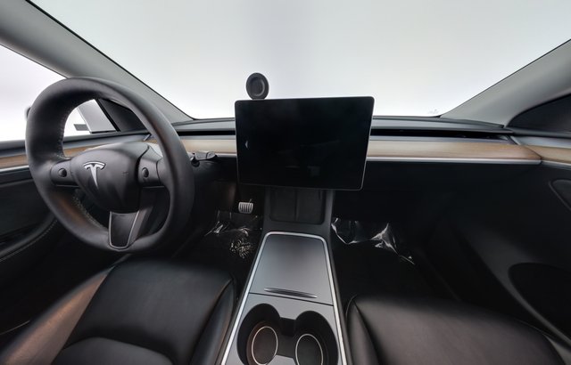 2023 Tesla Model Y — photo 21 of 24