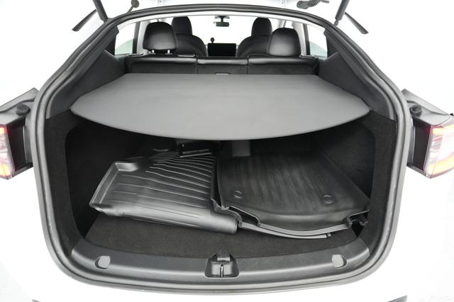 2023 Tesla Model Y — photo 6 of 24