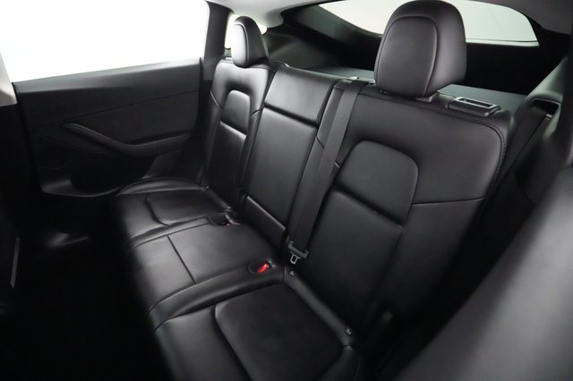 2023 Tesla Model Y — photo 15 of 18