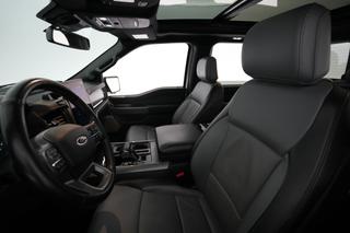 2022 Ford F-150 Lightning — photo 3 of 15