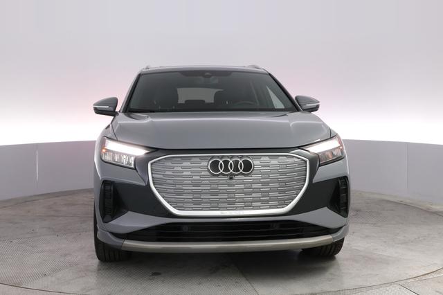 2022 Audi Q4 e-tron — photo 9 of 21