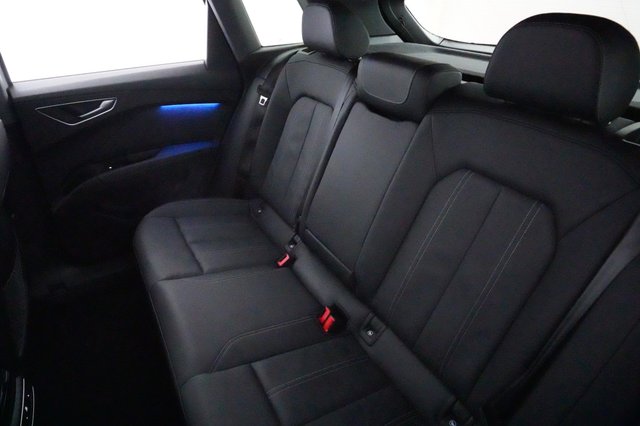 2022 Audi Q4 e-tron — photo 19 of 21