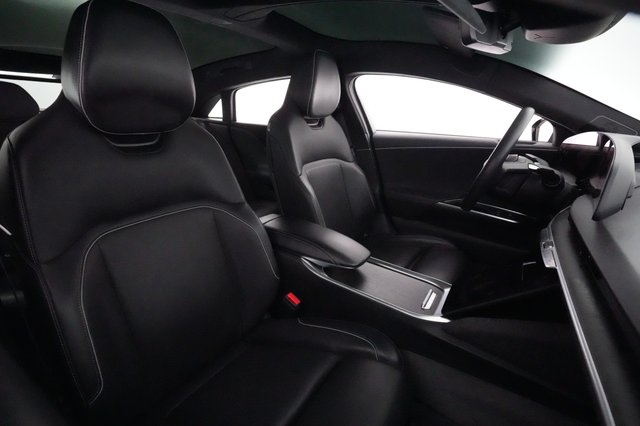 2023 Lucid Air — photo 18 of 21