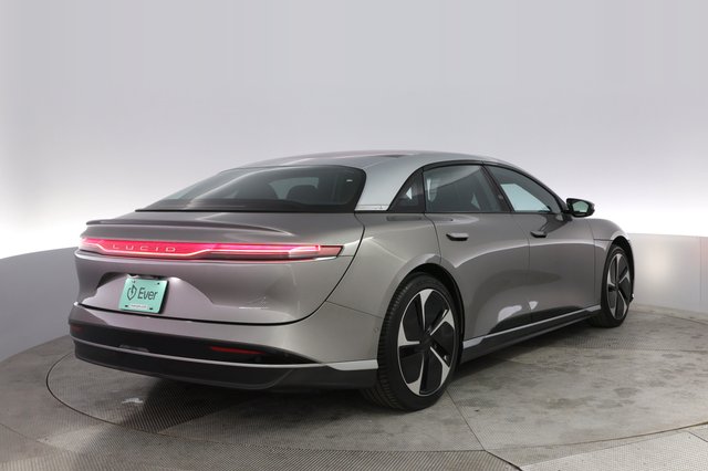 2023 Lucid Air — photo 2 of 21