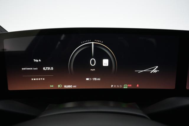 2023 Lucid Air — photo 5 of 21
